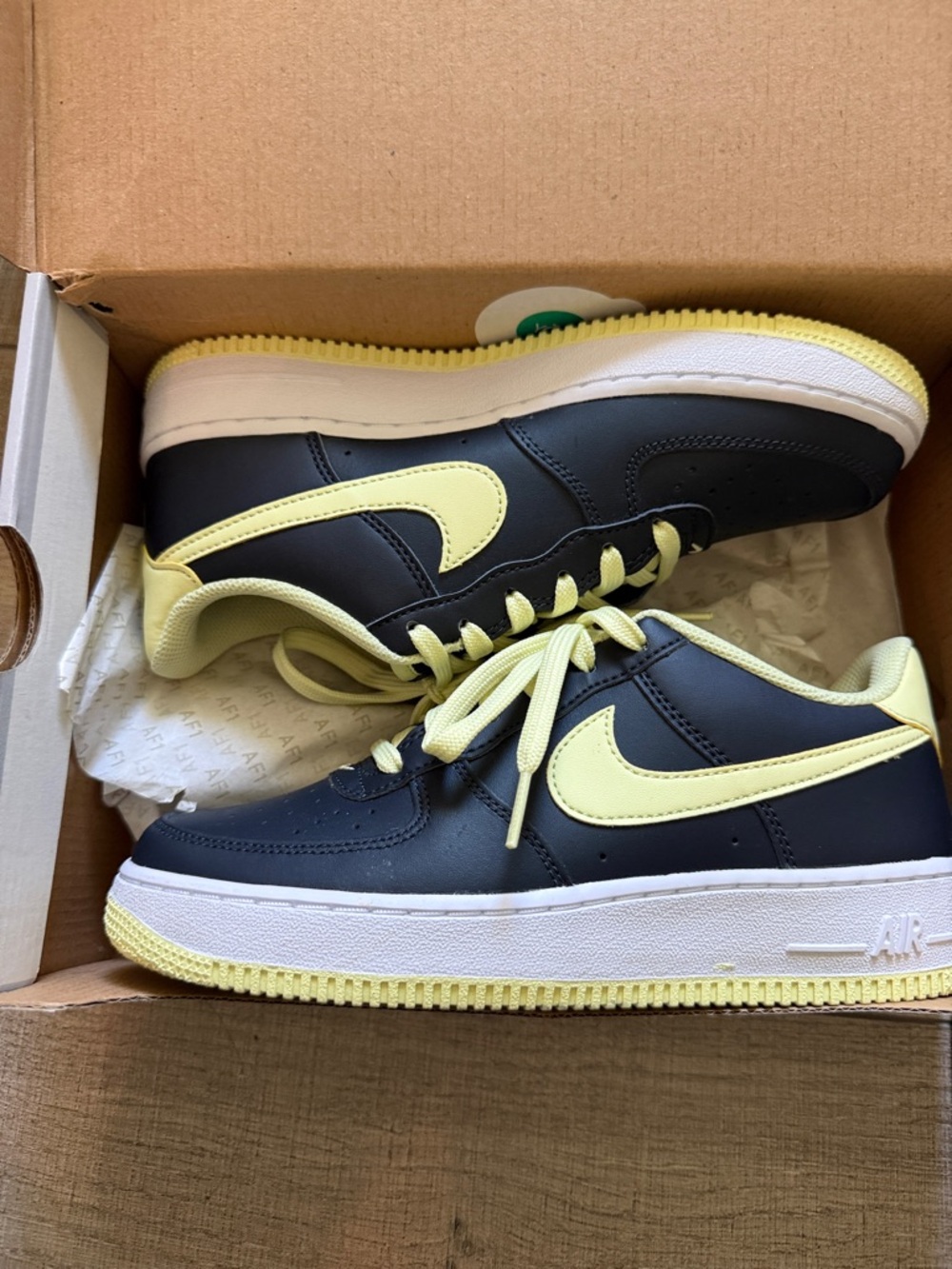Nike Air Force 1 in Black and Pale Yellow